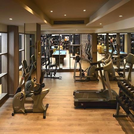 Deventure Sarovar Portico Kapashera, New Delhi Ngoại thất bức ảnh