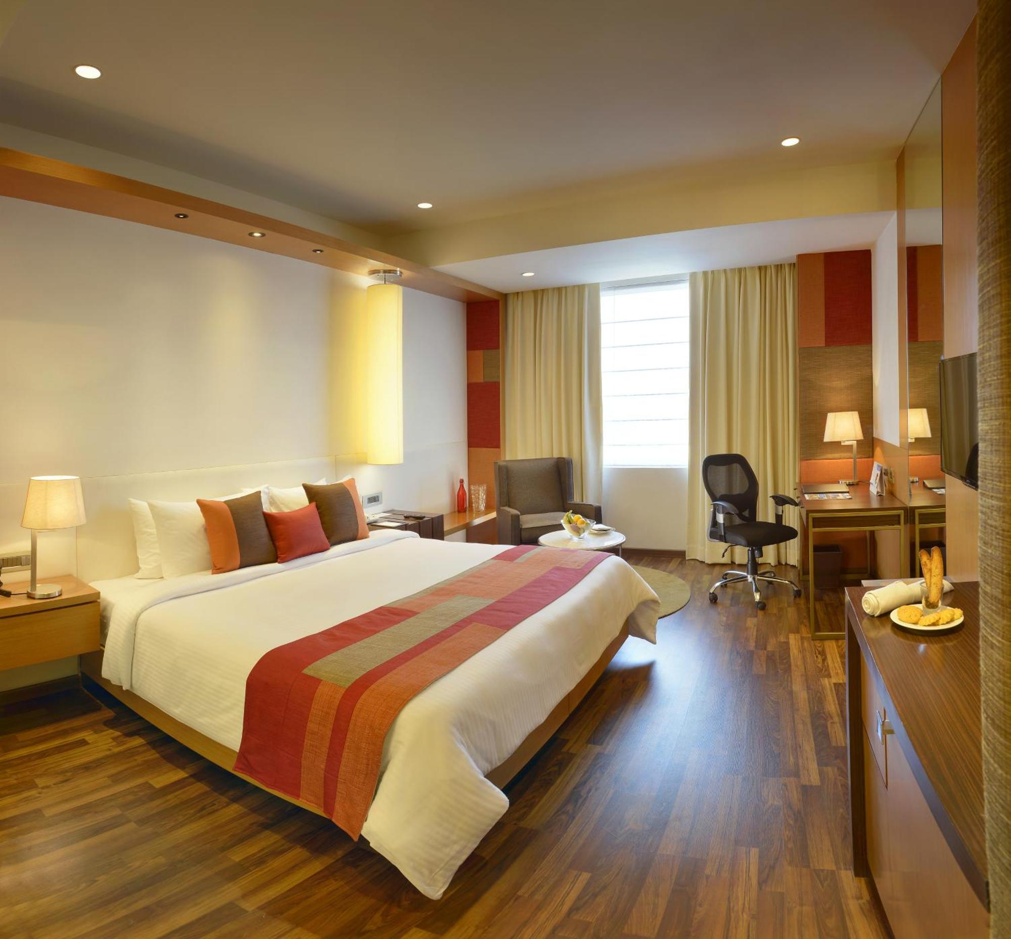 Deventure Sarovar Portico Kapashera, New Delhi Ngoại thất bức ảnh