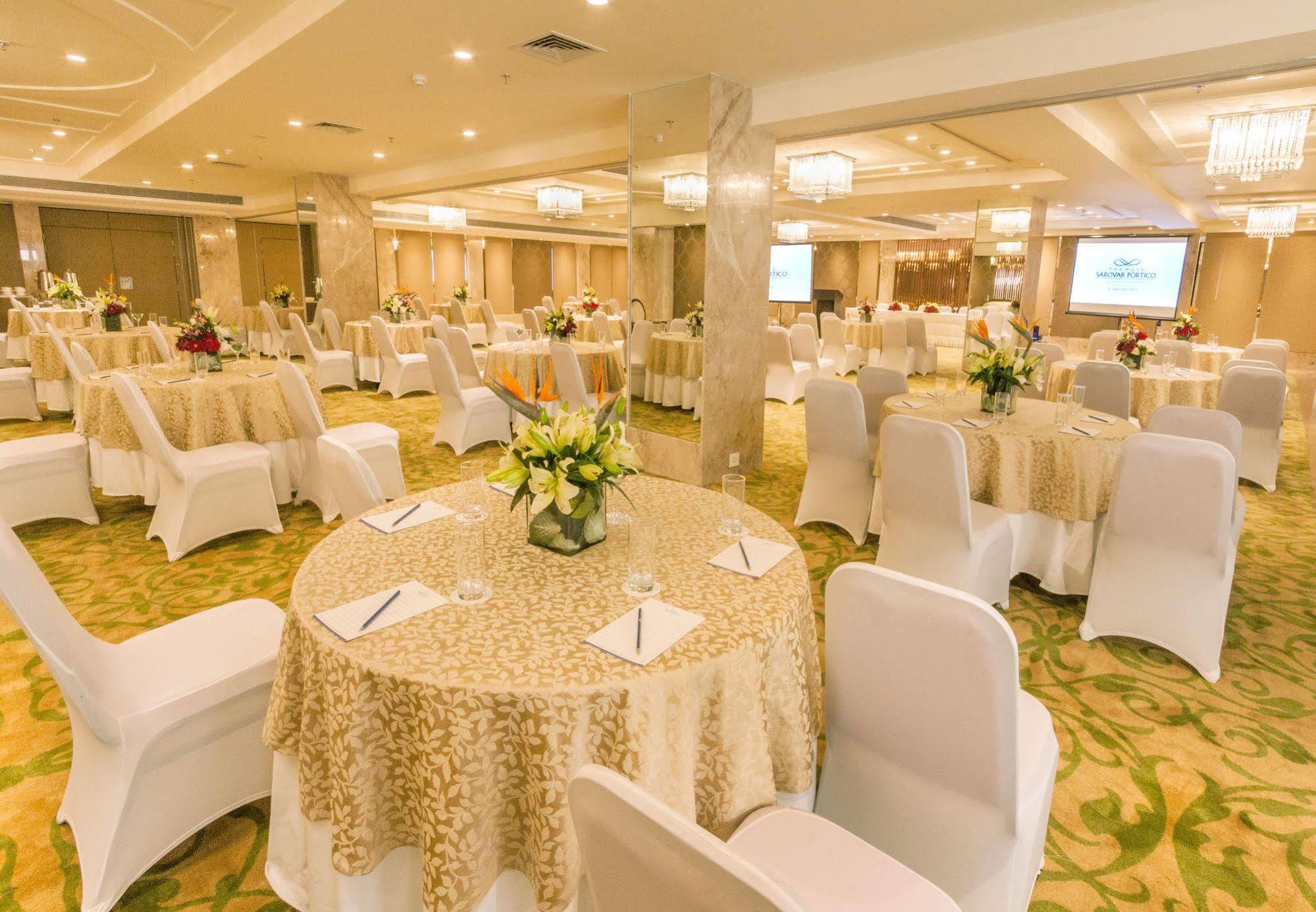 Deventure Sarovar Portico Kapashera, New Delhi Ngoại thất bức ảnh